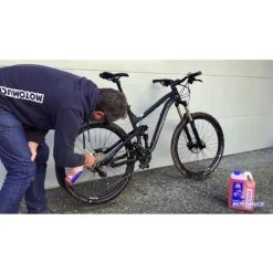 Motomuck Cyclemuck Cycle Cleaner - 750ml 9 Motomuck Cyclemuck Cycle Cleaner - 750ml -FortNine Shop MKCMC075L 4